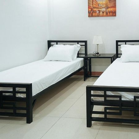 Kris And Frans Inn Davao City Eksteriør billede